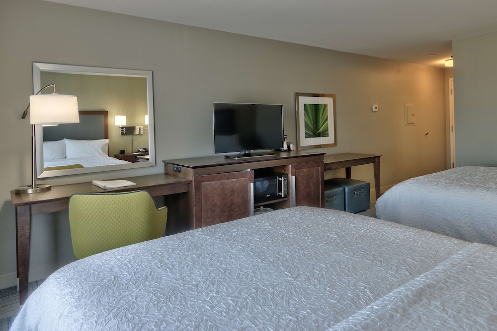 Hampton Inn & Suites Las Cruces I 10 - photo 16