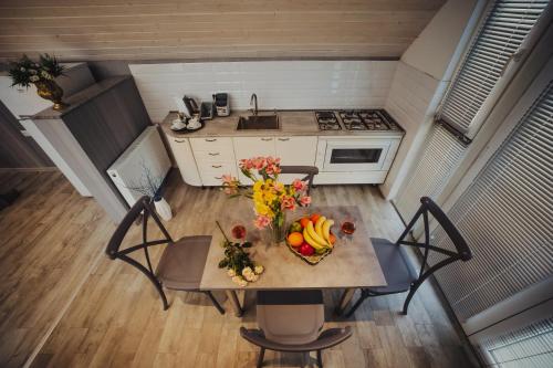 Rustaveli Apartment With Balcony