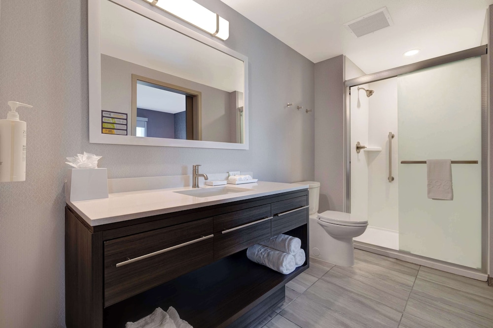 Home2 Suites by Hilton Petaluma - photo 29