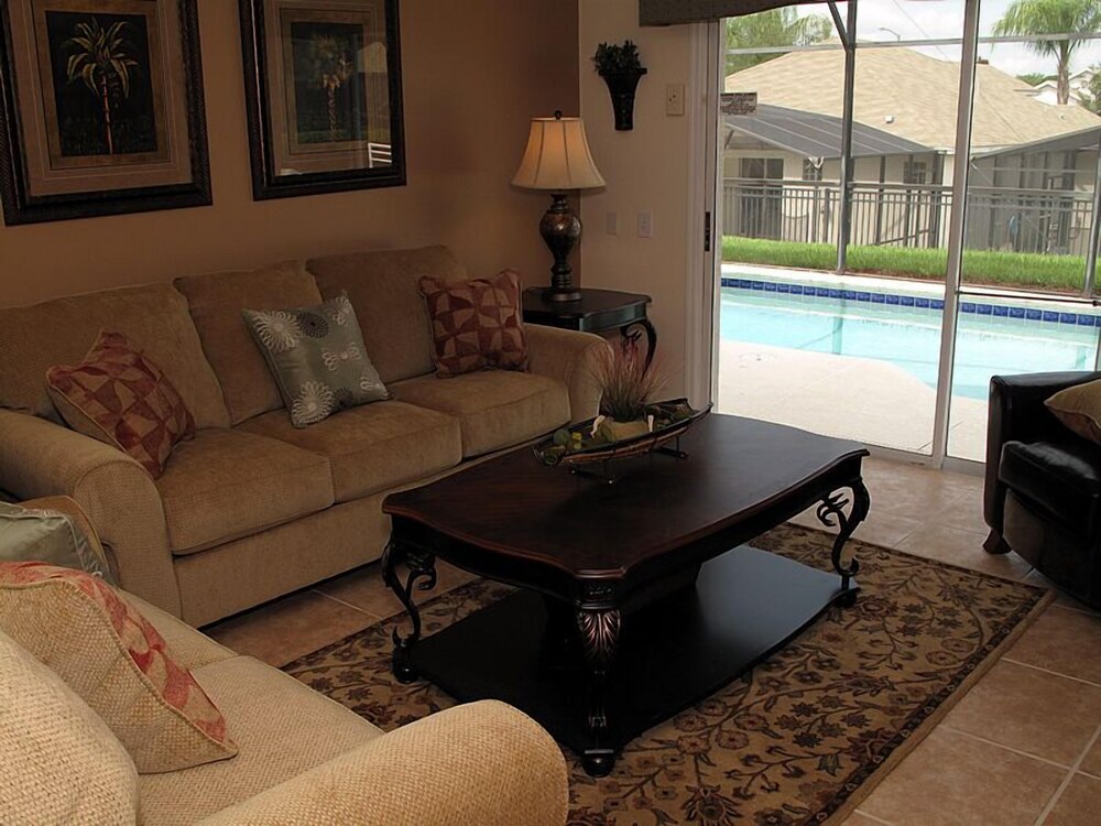 Ov2564 Windsor Palms Resort 4 Bed 2 Baths Townhome - photo 2
