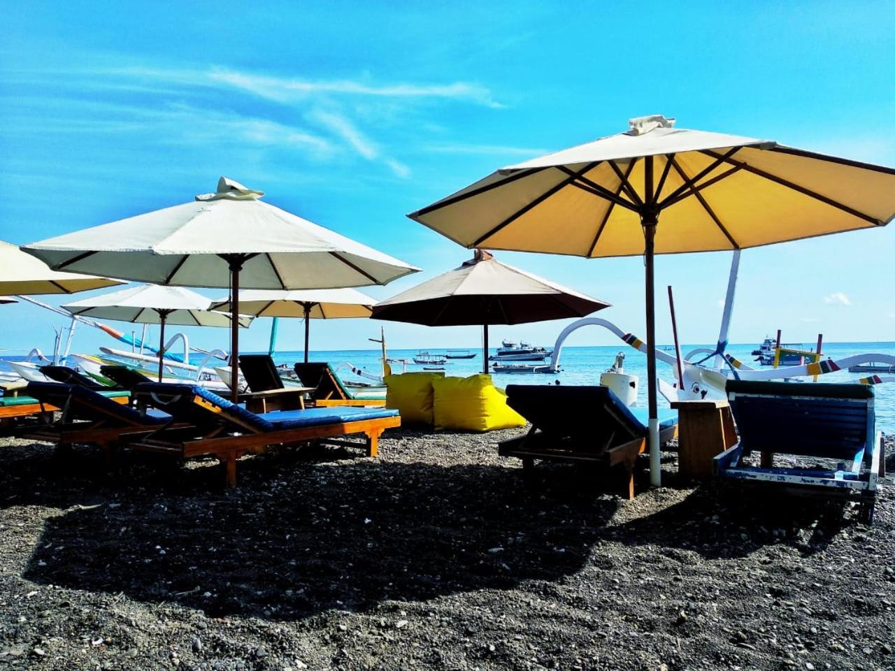 Coconut Beach Bungalows & Warung — Abang — photo 3