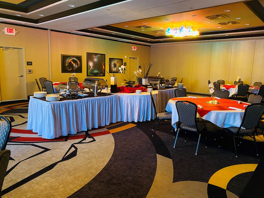 Hilton Garden Inn Fort Worth Alliance Airport - photo 63