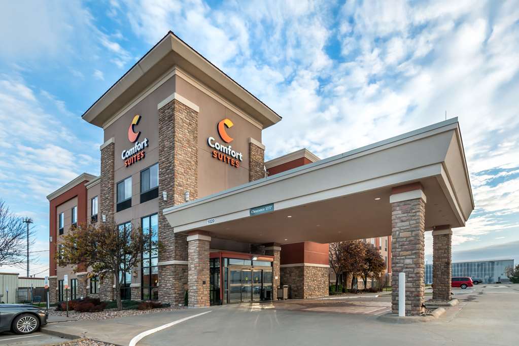 Comfort Suites Manhattan — hotel in Manhattan