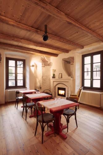 Le Corti Dei Sassi — 4-Star Luxury Hotel in Berbenno Di Valtellina, Italy