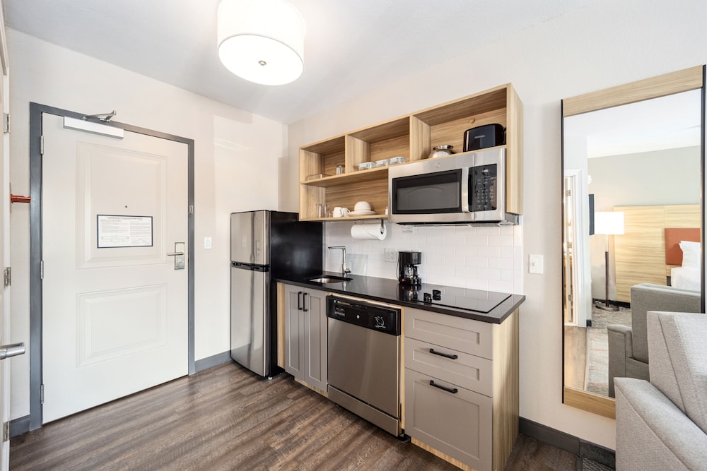 Candlewood Suites Ocala I 75 by IHG - photo 14