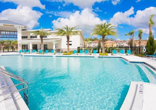 Upstay 9BR Disney Retreat w Pool BBQ & Hot Tub - photo 19