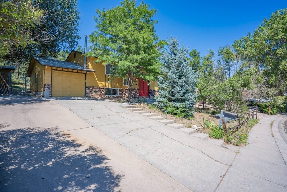 4BR Dog friendly Minutes to Garden of the Gods - photo 39