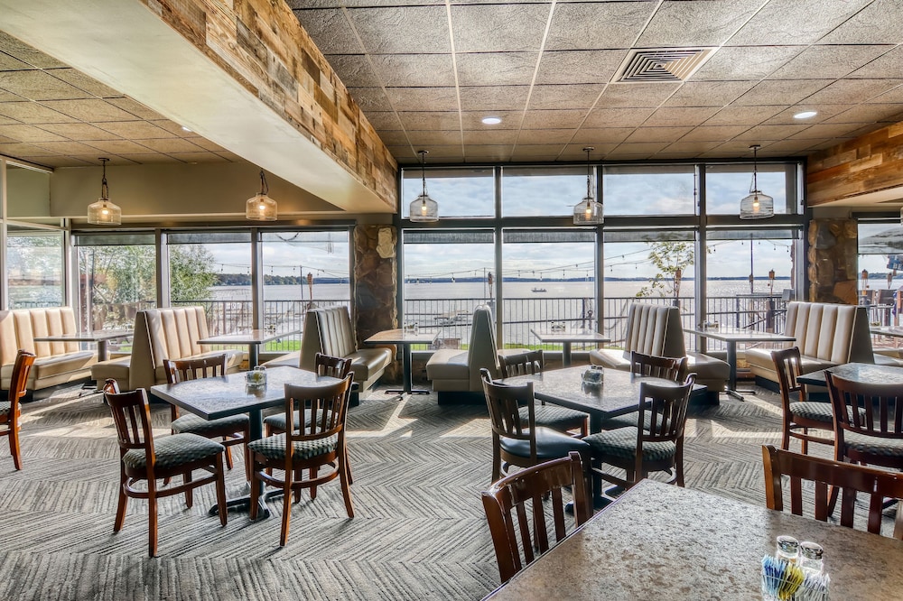Holiday Inn Detroit Lakes by IHG - photo 26