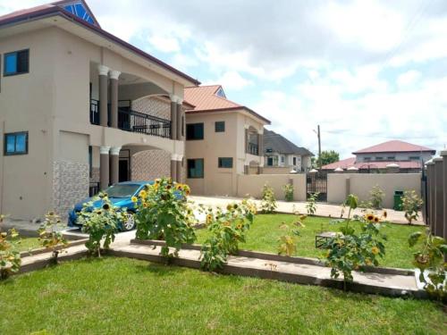 Luxury Apartments — 4-Star Luxury Hotel in Kumasi, Ghana