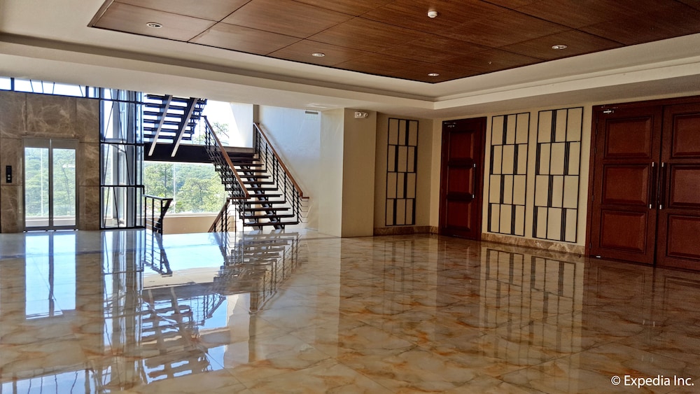 Newtown Plaza Hotel — Baguio — photo 5