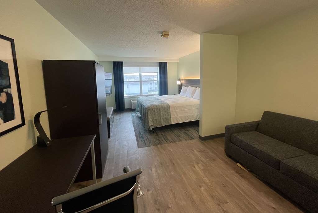 Wingate by Wyndham Waldorf Washington DC Area - photo 14