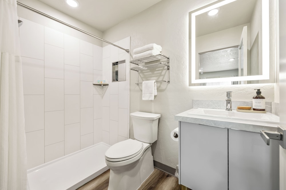 City Center Motel - photo 42