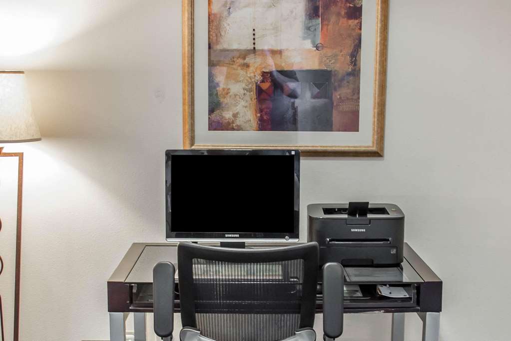 Quality Inn & Suites Longview Kelso - photo 25