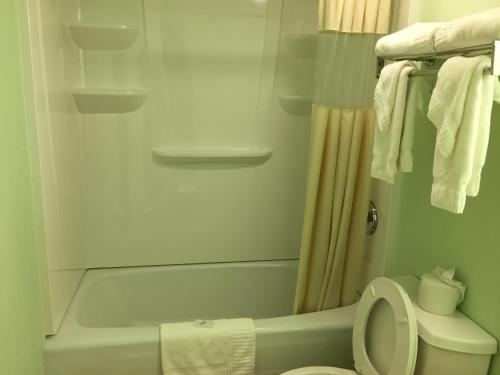 Town House Inn - photo 27
