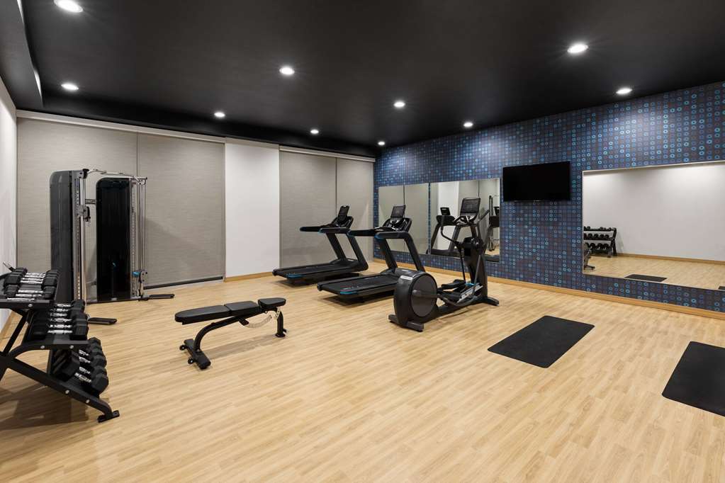 La Quinta Inn & Suites by Wyndham Austin Parmer Tech Ridge - photo 9