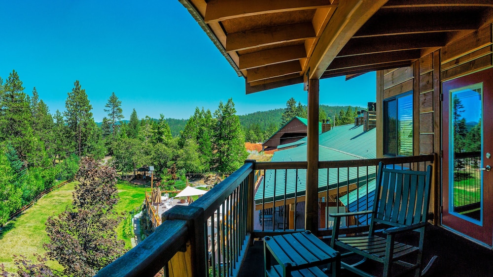 Callahan's Mountain Lodge - photo 51
