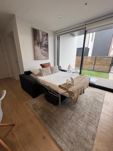 Unbeatable Central City Location 2 bed Single lvl — 4-Star Luxury Hotel in Christchurch, New Zealand