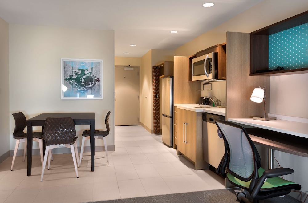 Home2 Suites by Hilton Charlotte Belmont - photo 14