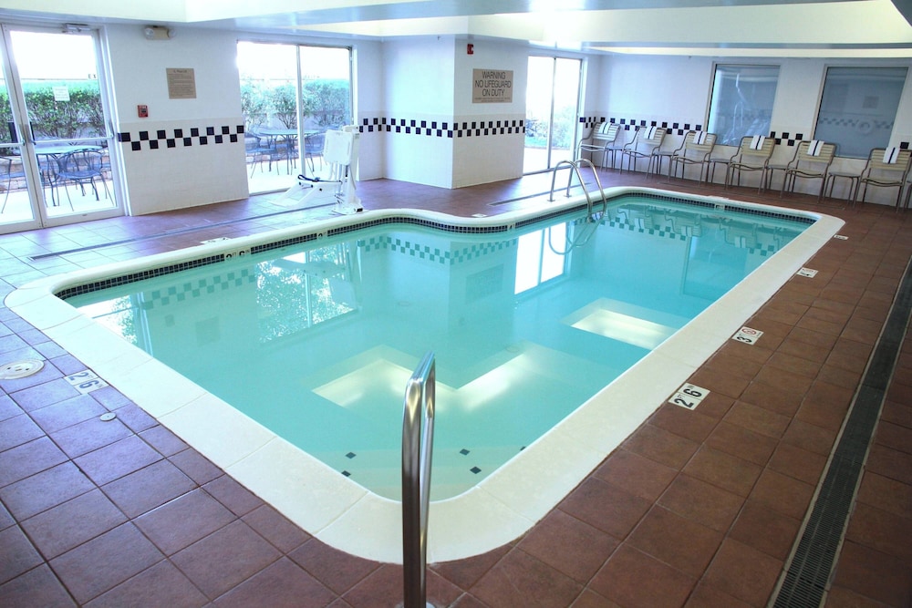 Springhill Suites By Marriott Overland Park - photo 18