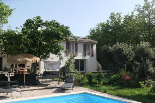 Les Chênes — hotel in Villes-Sur-Auzon