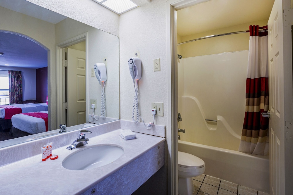Oyo Hotel Lsu - photo 21