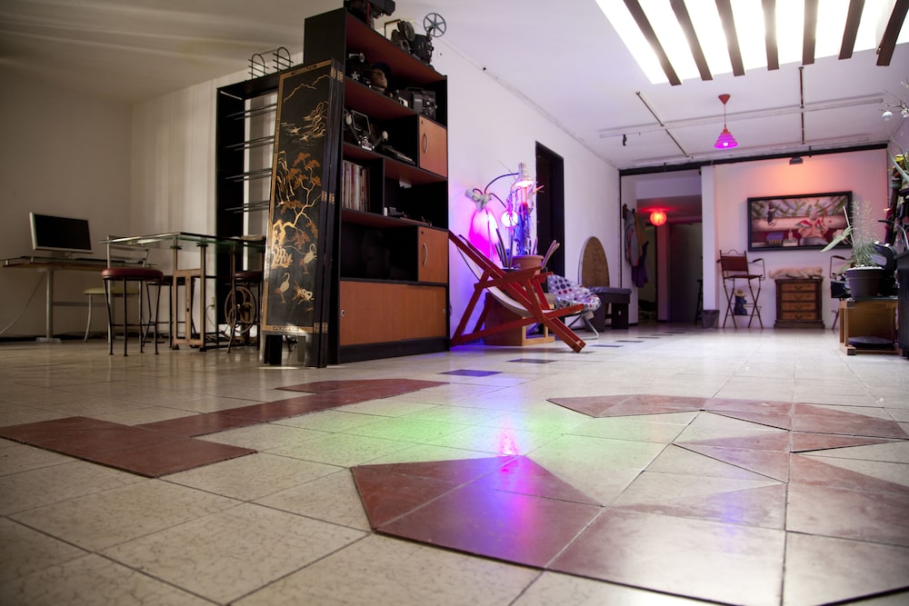 Estacion13 - carbon neutral hotel in Guadalajara