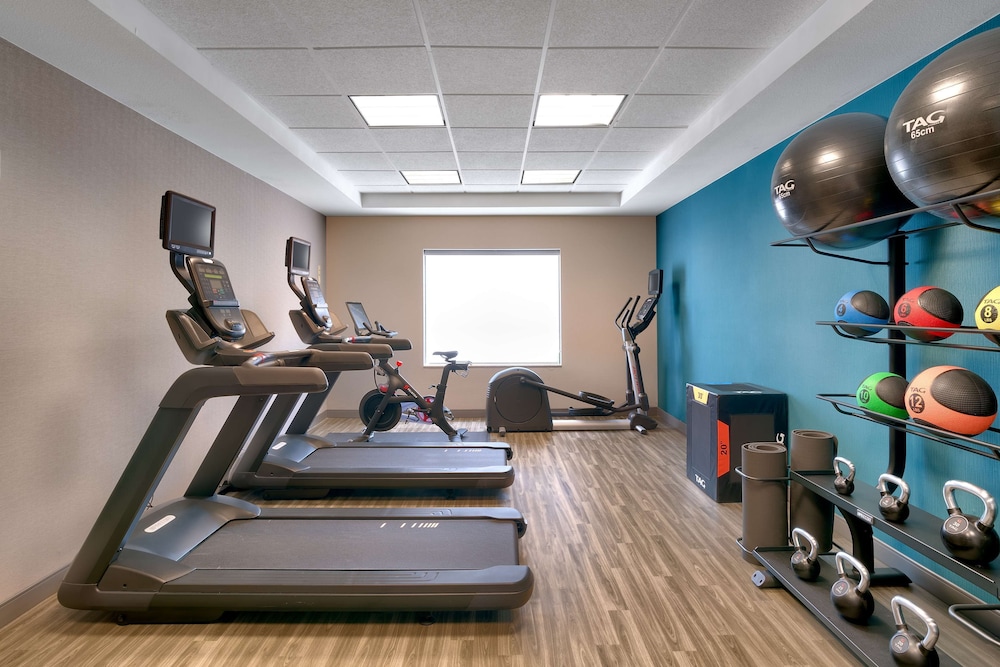 Hampton Inn & Suites Ft. Worth Burleson - photo 22