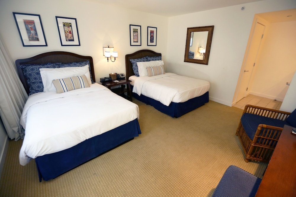 The Pavilion Hotel - photo 11