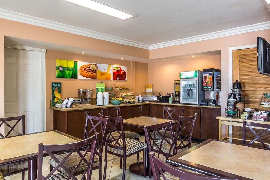 Quality Inn Lake Elsinore I 15 - photo 31
