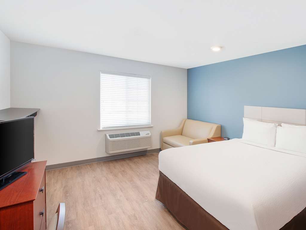 WoodSpring Suites Bentonville - photo 11