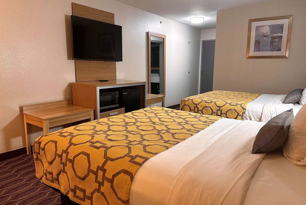 Baymont by Wyndham Noblesville - photo 14