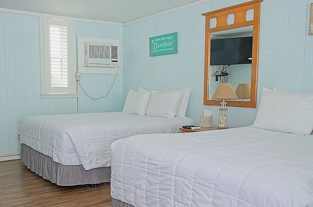 Vineyard Harbor Motel Private Beach - photo 91