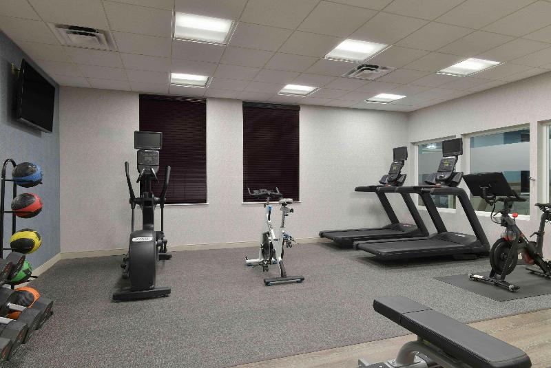 Hampton Inn Lewiston Auburn - photo 20