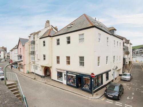 Snugglers Cove Apt 2 — 4-Star Luxury Hotel in Dartmouth, United Kingdom