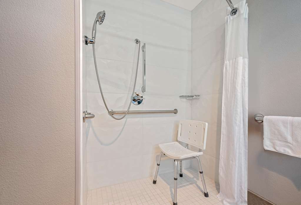 La Quinta Inn & Suites by Wyndham Seattle Federal Way - photo 15