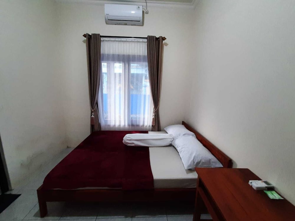 999 KHS Homestay — 4-Star Luxury Hotel in Banyuwangi, Indonesia