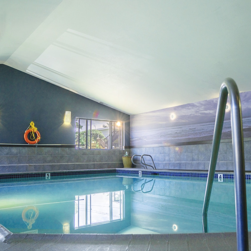 The Coho Oceanfront Lodge - photo 33