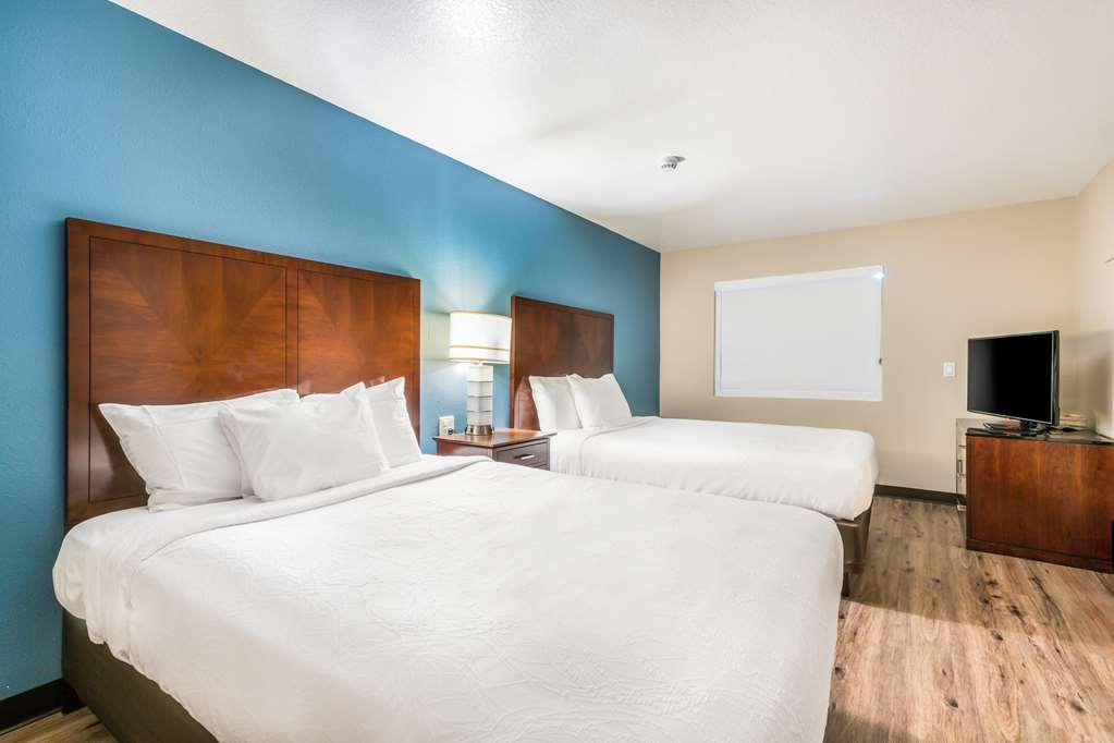 Hotel Hacienda at Ontario Ranch - photo 12