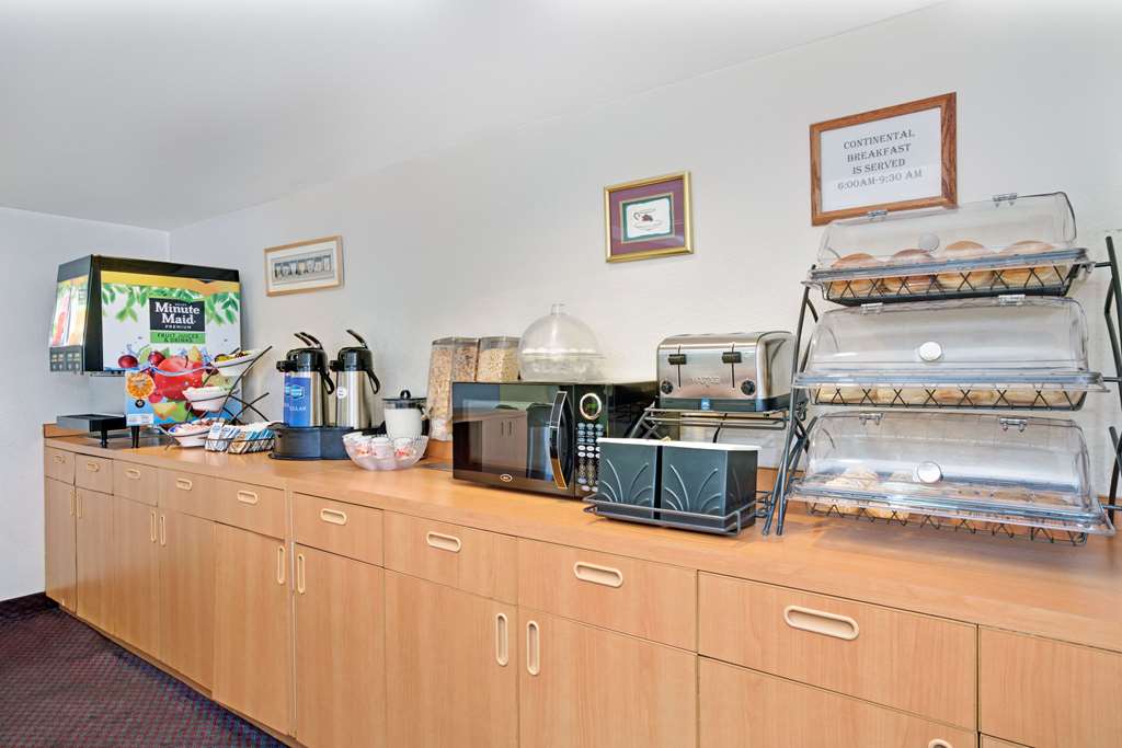 Microtel Inn & Suites by Wyndham Morgan Hill San Jose Area - photo 14