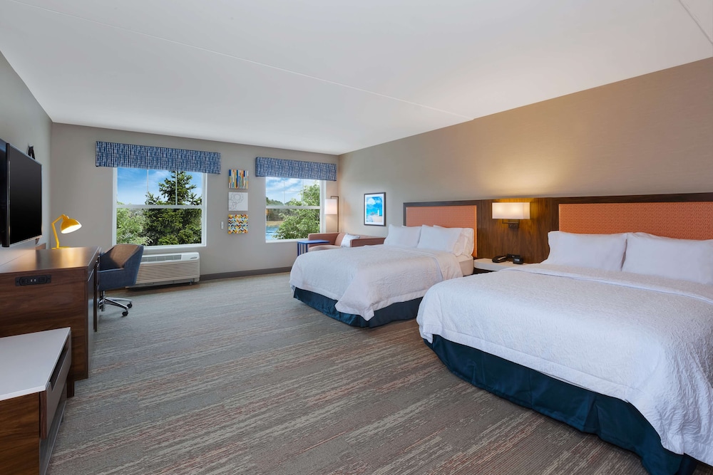 Hampton Inn Cape Cod Canal - photo 9