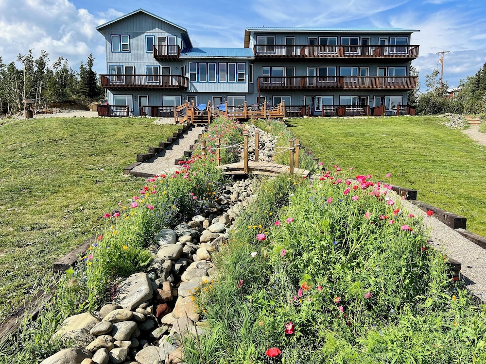 Denali Lakeview Inn — Healy
