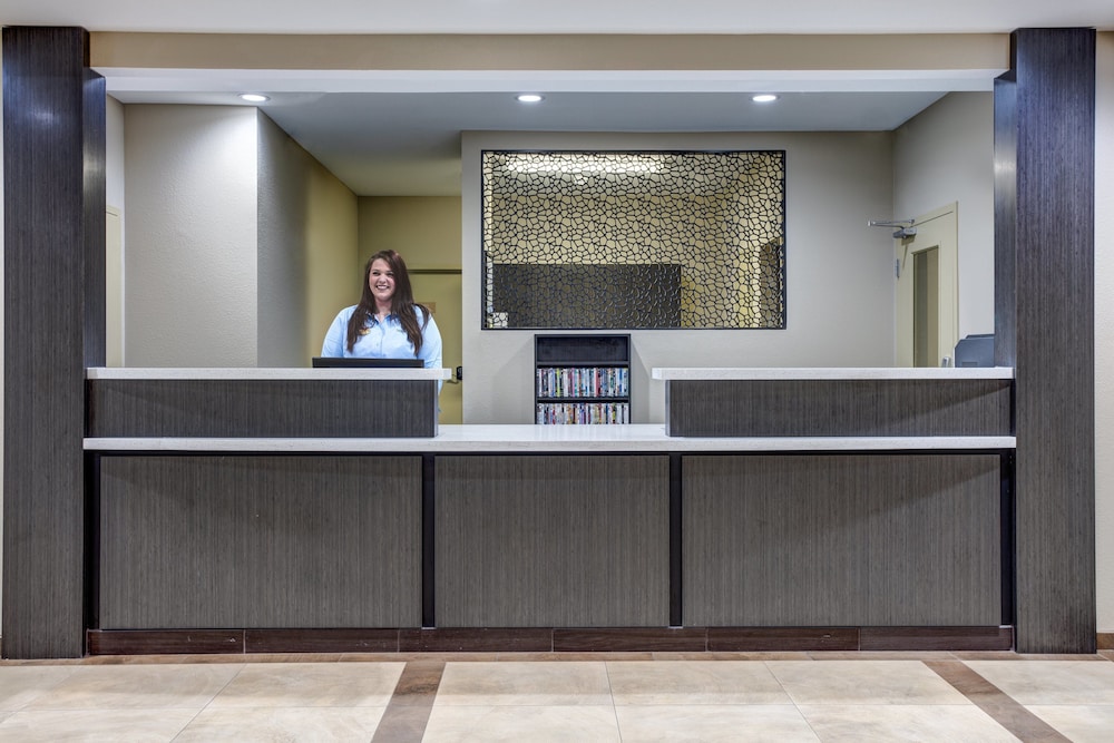 Candlewood Suites Cut Off by IHG - photo 45
