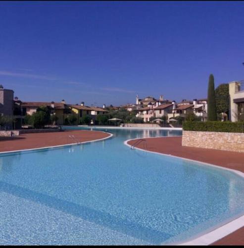 Eccociiiii Manerba Apartment Casa Naty E Ale — 4-Star Luxury Hotel in Manerba Del Garda, Italy