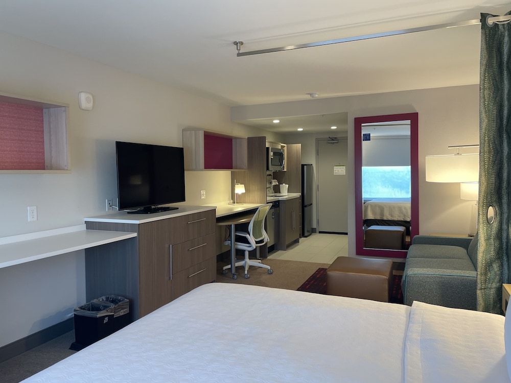 Home2 Suites by Hilton Phoenix Airport North AZ - photo 7