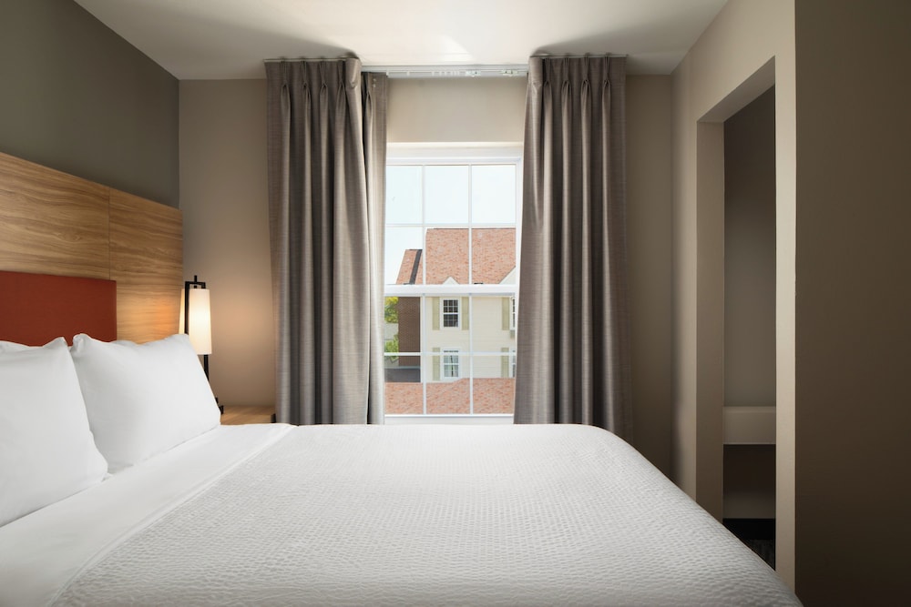 Candlewood Suites St Louis St Charles by IHG - photo 11