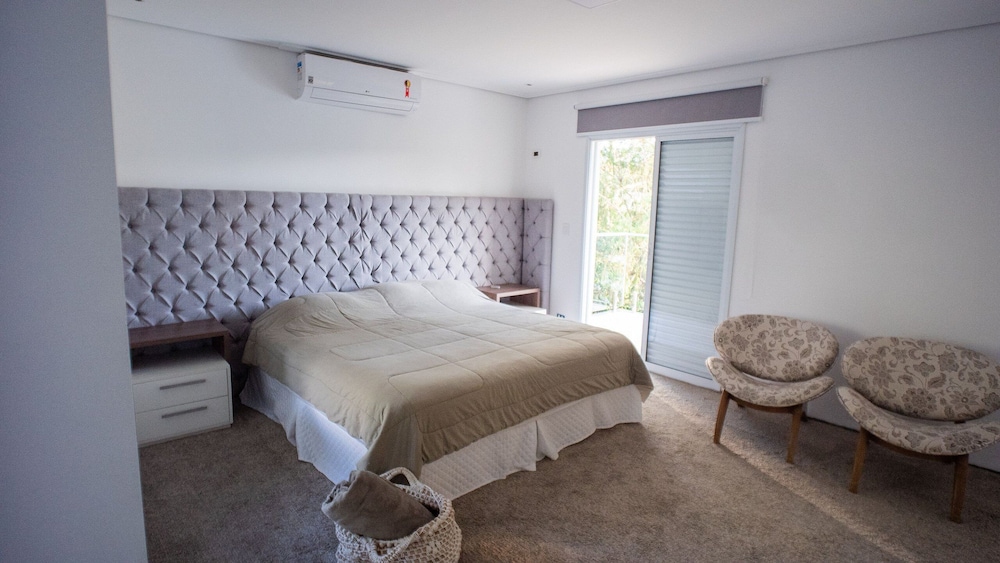Mansão na Granja Viana — hotel in Carapicuiba