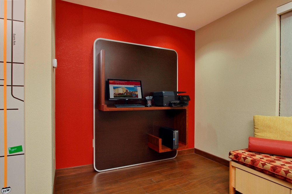 TownePlace Suites by Marriott Fort Worth Southwest TCU Area - photo 30