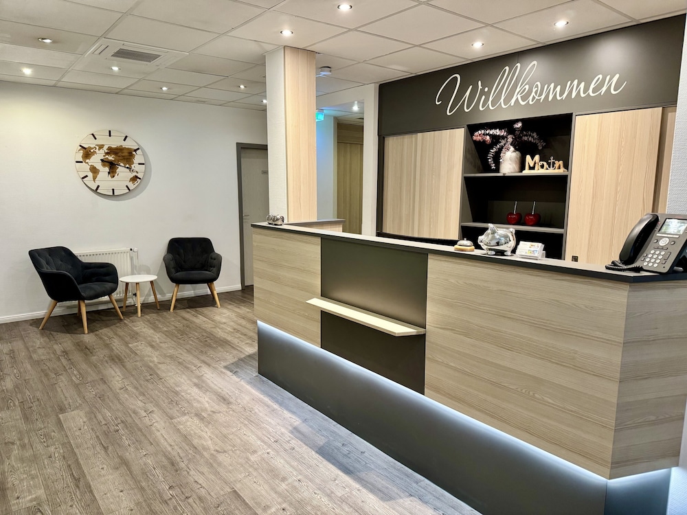 Residenz Hotel Neu Wulmstorf — hotel in Neu Wulmstorf