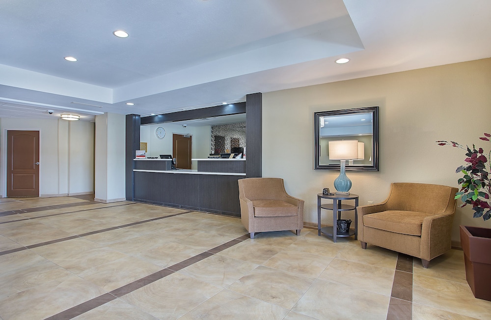 Candlewood Suites Fort Campbell Oak Grove by IHG - photo 36