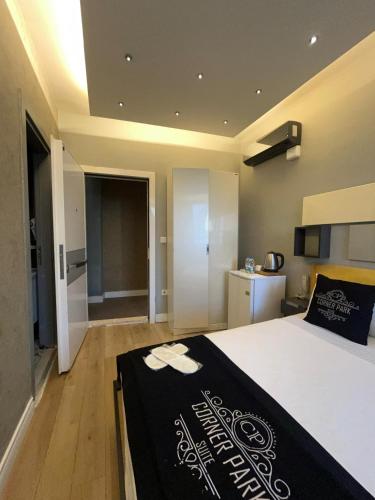 SE Group Corner Suites — Istanbul — photo 2